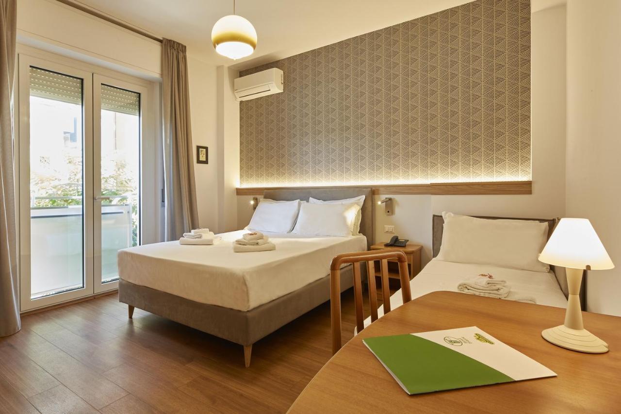 Hotel Tritone セニガッリア エクステリア 写真