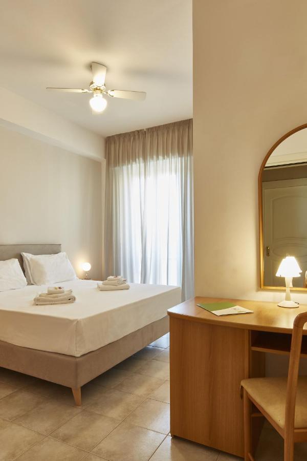Hotel Tritone セニガッリア エクステリア 写真