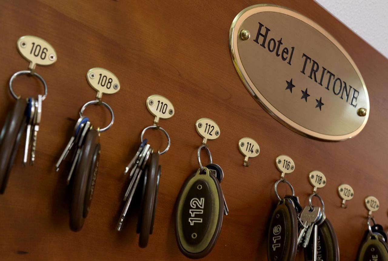 Hotel Tritone セニガッリア エクステリア 写真