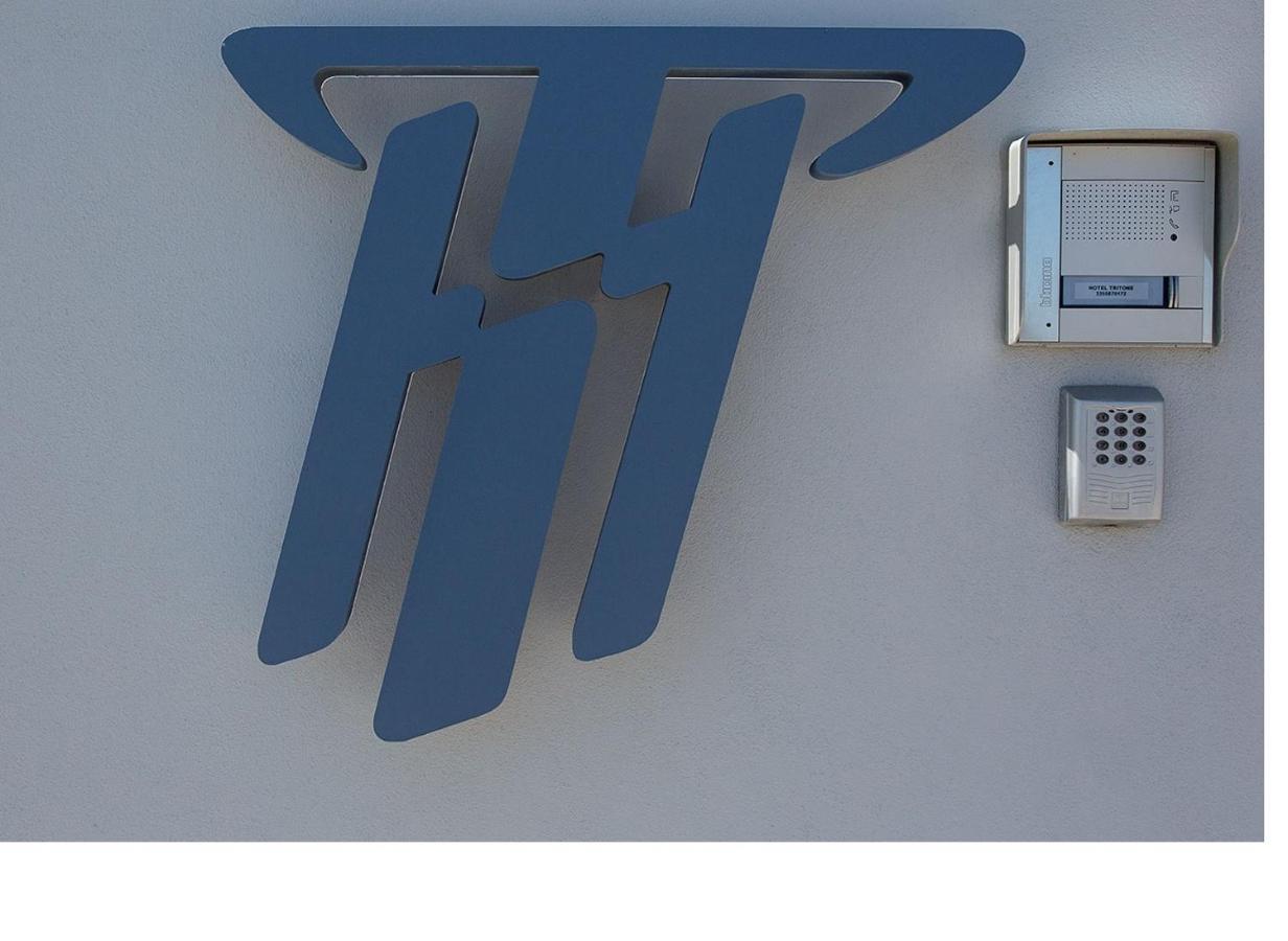 Hotel Tritone セニガッリア エクステリア 写真